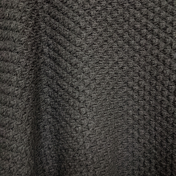 North Pole black knitted ponchos - Picture 6 of 6